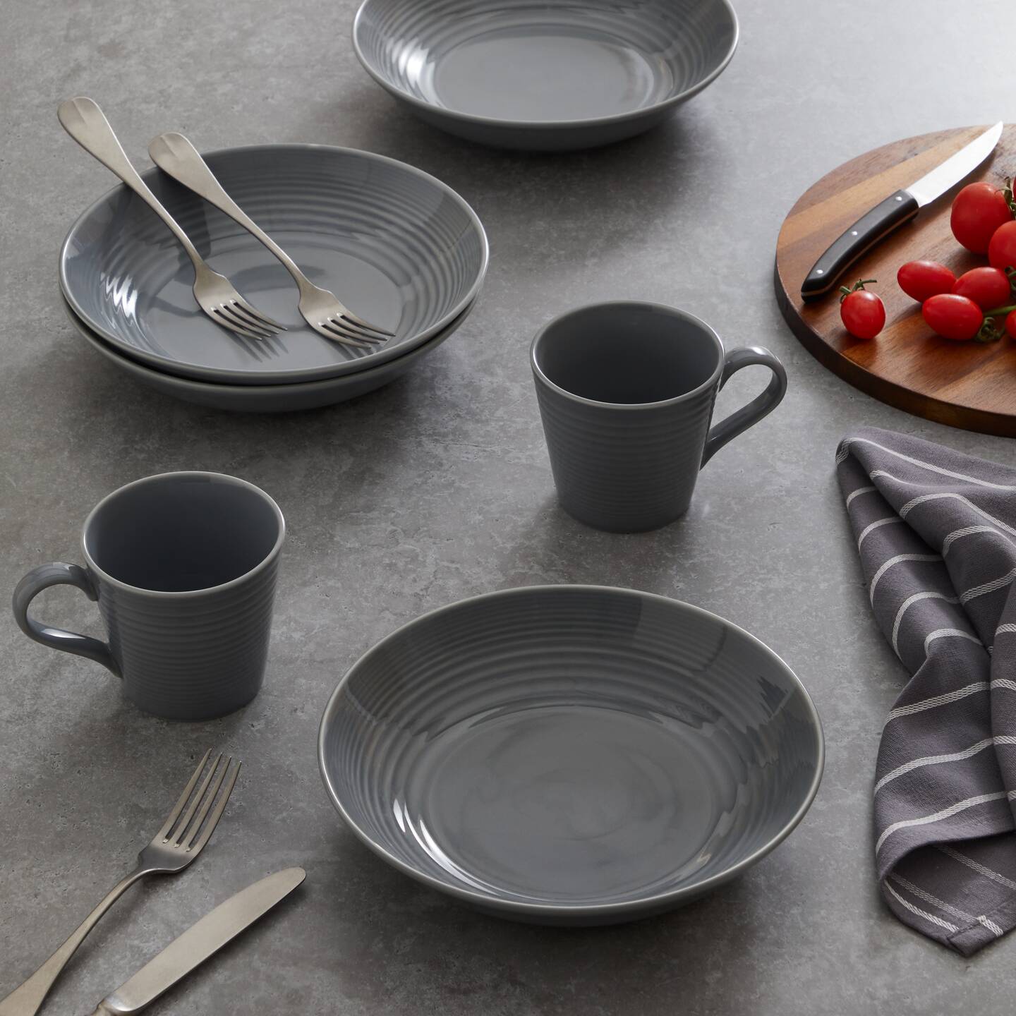 Gordon Ramsay Maze Dark Grey Pasta Bowls, Set of 4 | Royal Doulton